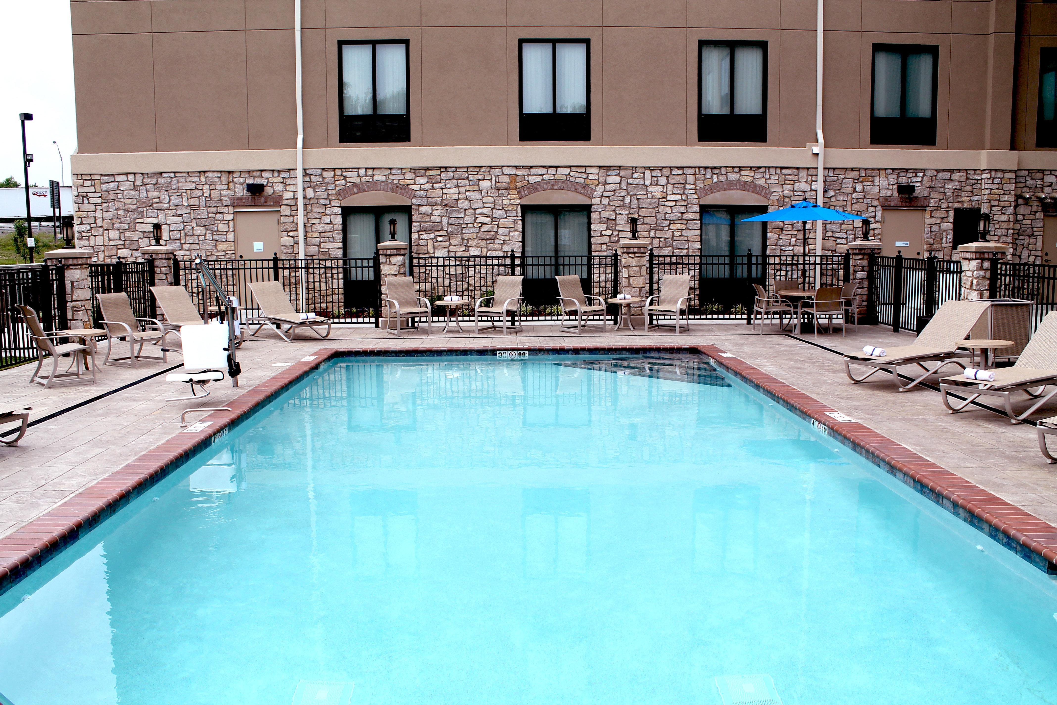 Holiday Inn Express & Suites Paducah West, An Ihg Hotel Екстериор снимка